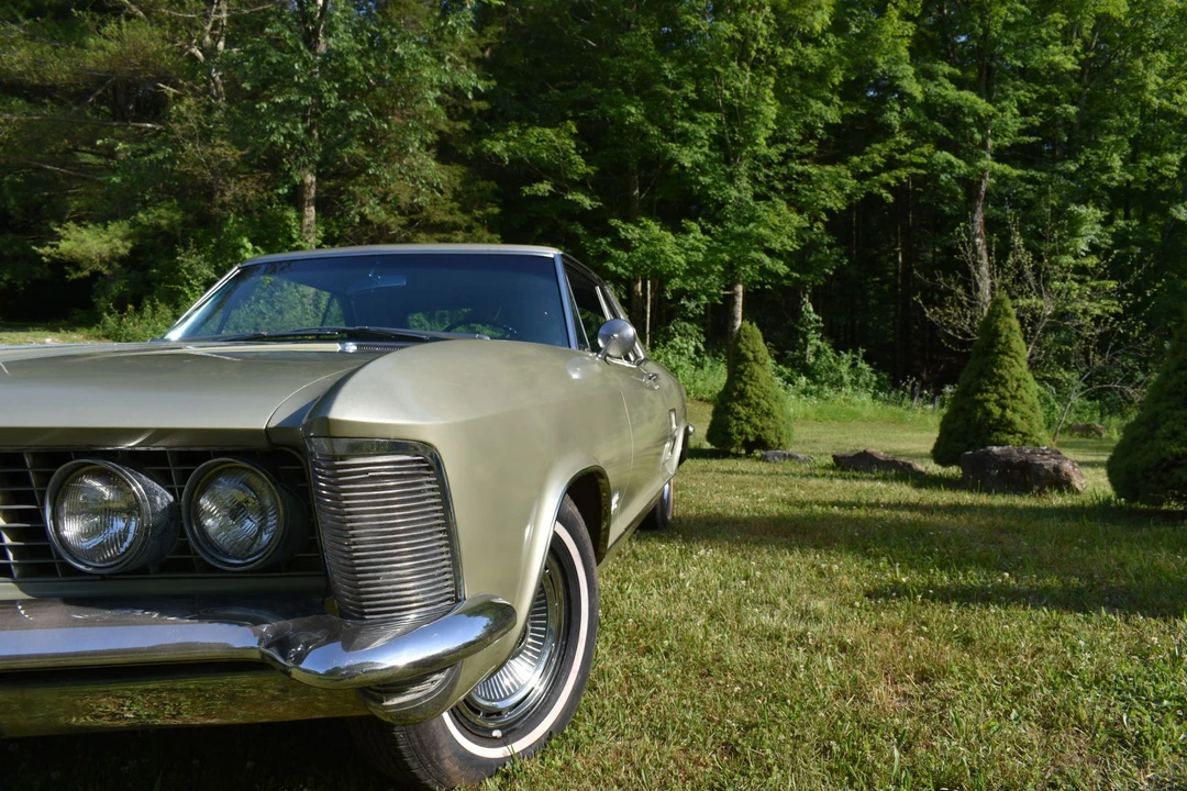 1963 Buick Riviera 1st Gen - Image 25 of 31