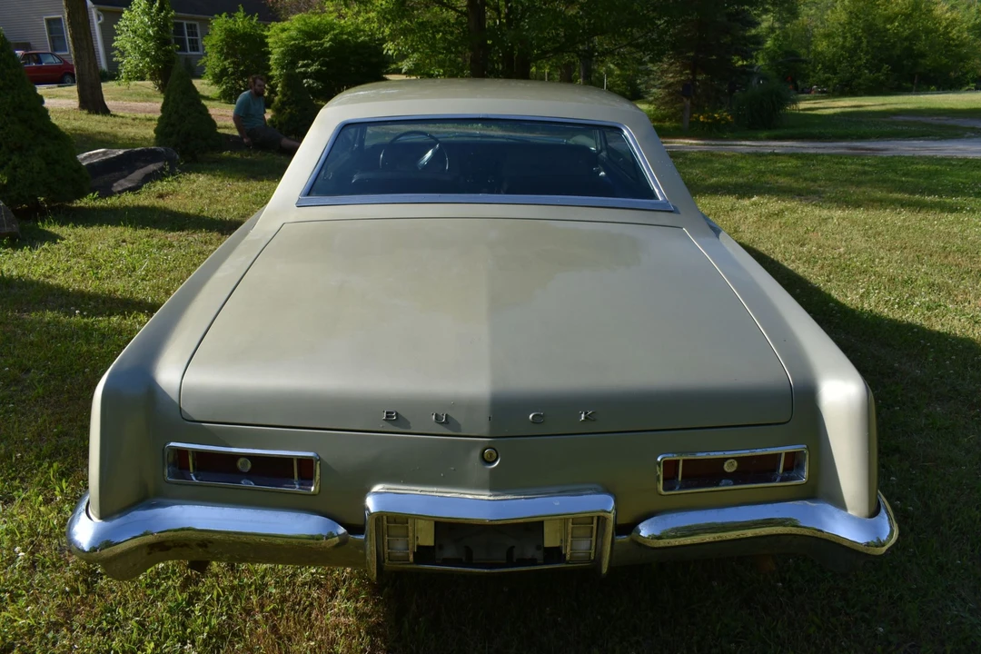 1963 Buick Riviera 1st Gen - Image 18 of 31