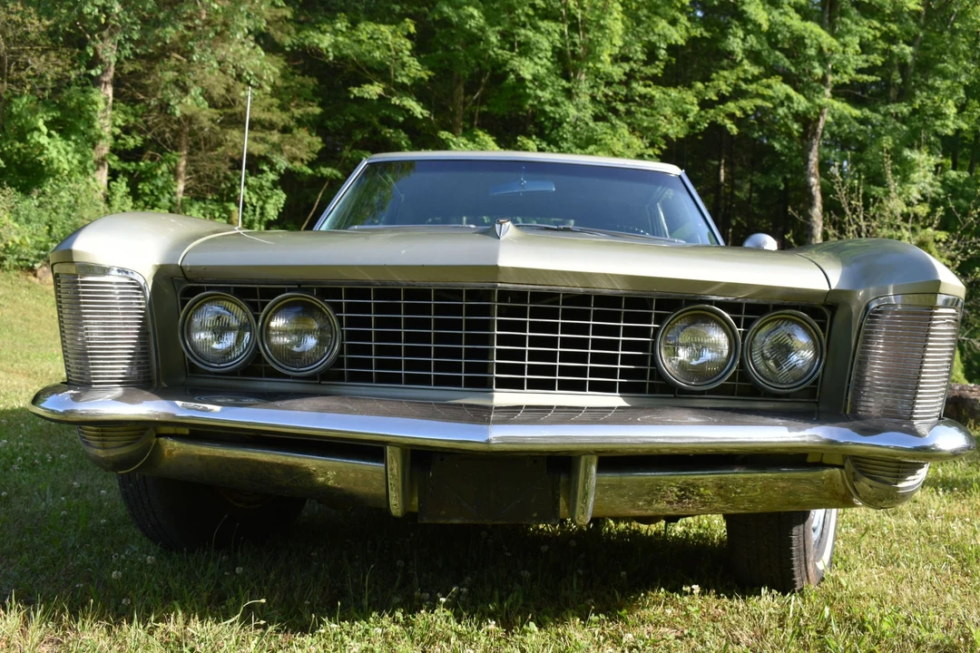 1963 Buick Riviera 1st Gen - Image 7 of 31