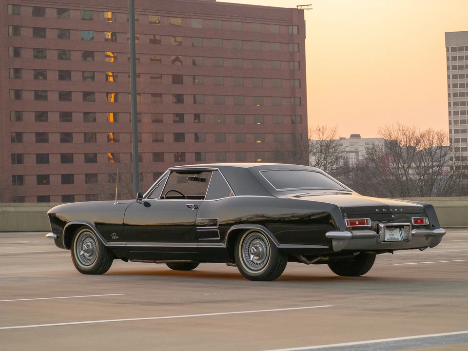 1963 Buick Riviera 1st Gen - Image 13 of 31