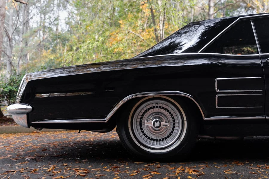 1963 Buick Riviera 1st Gen - Image 16 of 31