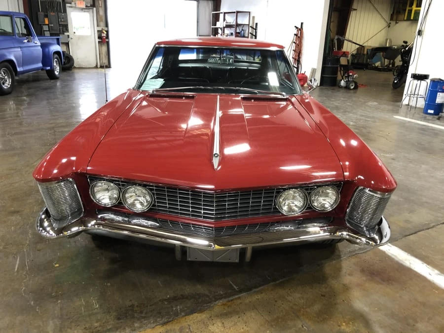 1963 Buick Riviera 1st Gen - Image 8 of 9