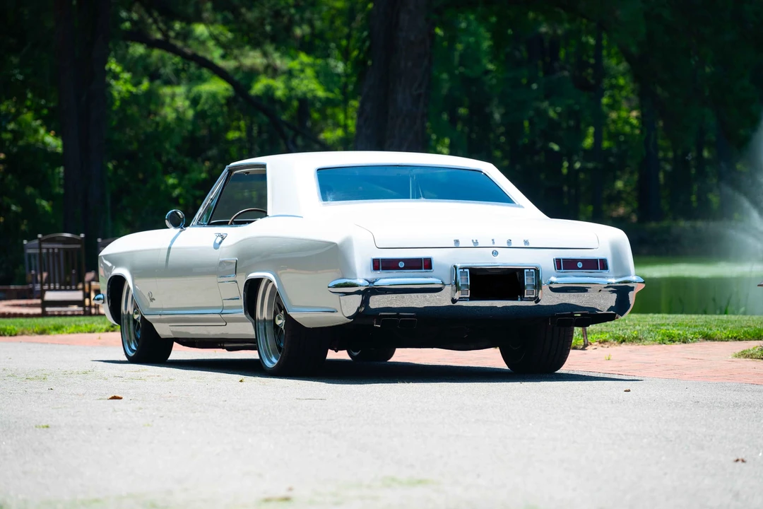 1963 Buick Riviera 1st Gen - Image 17 of 31