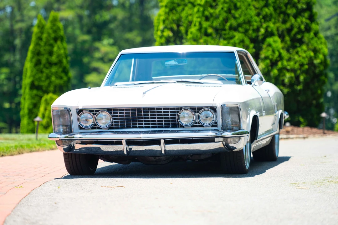 1963 Buick Riviera 1st Gen - Image 7 of 31