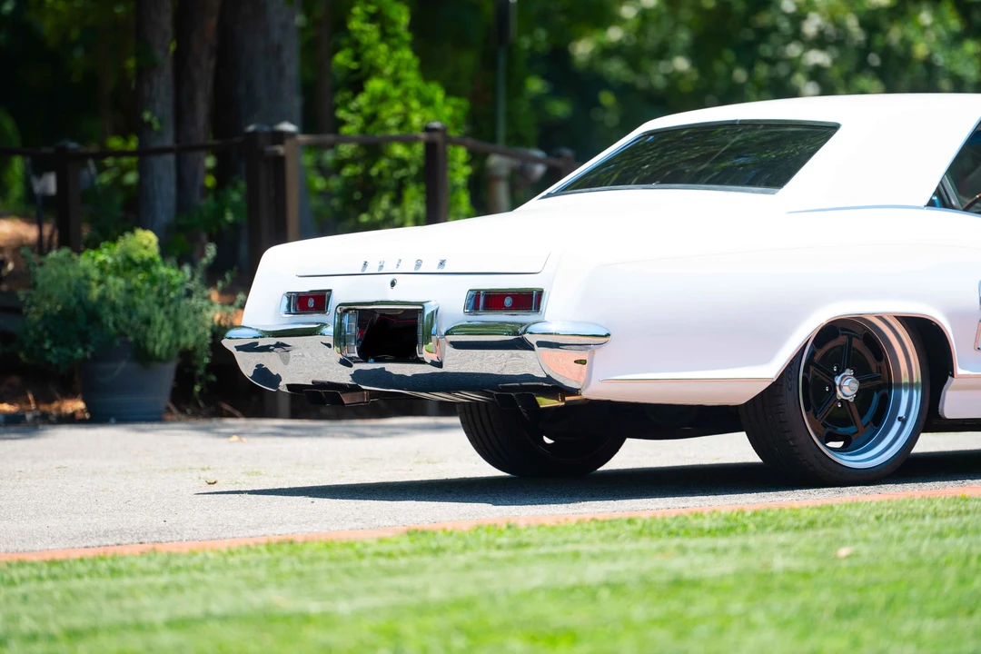 1963 Buick Riviera 1st Gen - Image 26 of 31