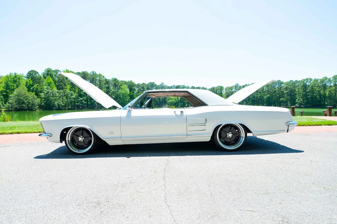 1963 Buick Riviera 1st Gen - Image 20 of 31