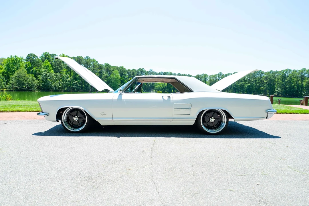 1963 Buick Riviera 1st Gen - Image 21 of 31