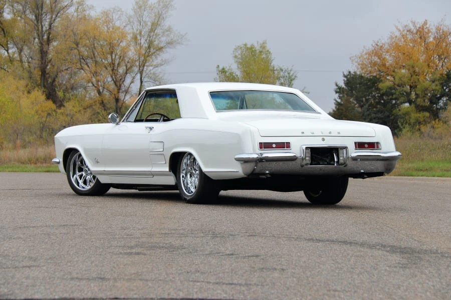 1963 Buick Riviera 1st Gen - Image 12 of 31