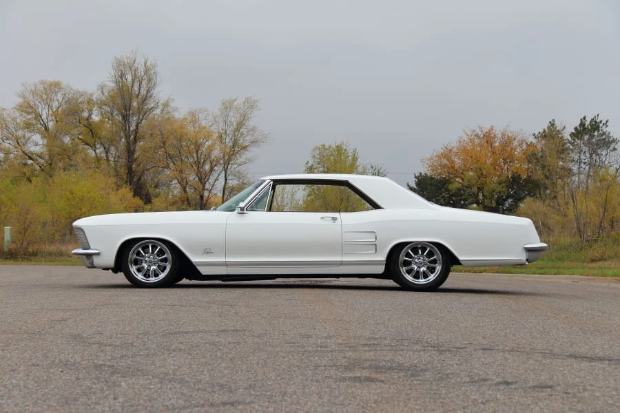 1963 Buick Riviera 1st Gen - Image 24 of 31