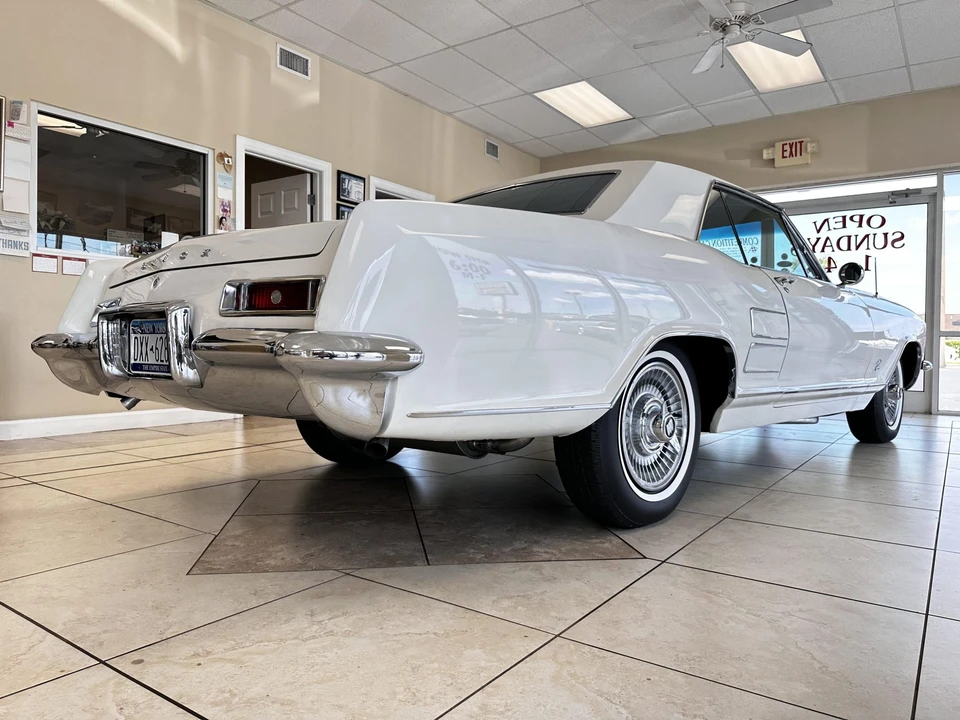 1963 Buick Riviera 1st Gen - Image 7 of 31