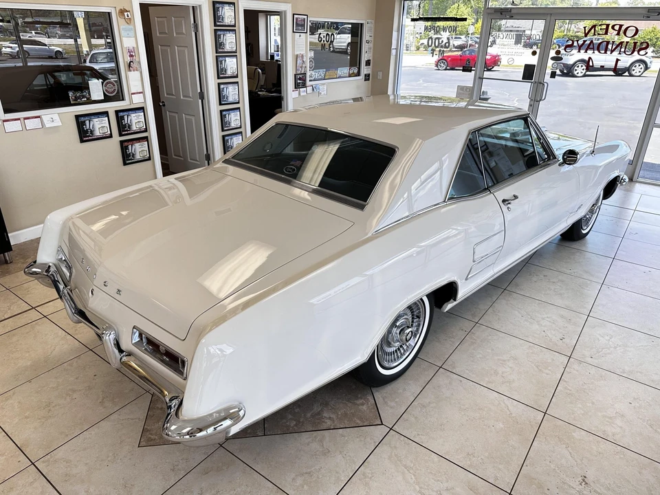 1963 Buick Riviera 1st Gen - Image 8 of 31