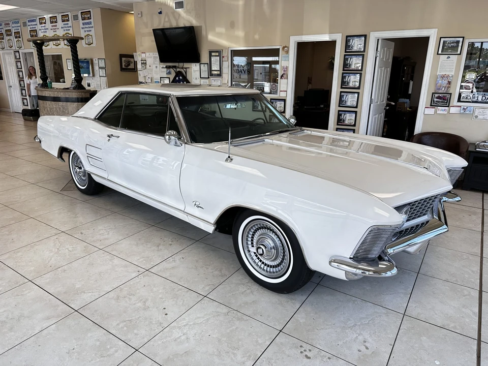 1963 Buick Riviera 1st Gen - Image 11 of 31
