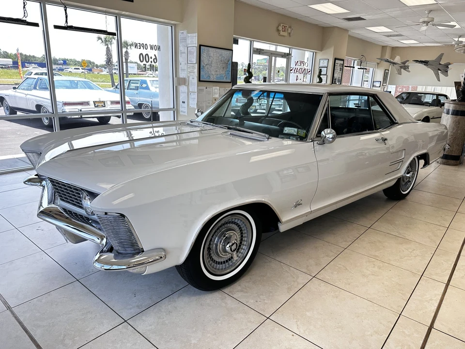 1963 Buick Riviera 1st Gen - Image 2 of 31