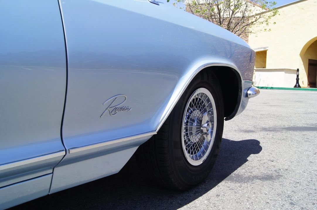 1963 Buick Riviera 1st Gen - Image 25 of 31