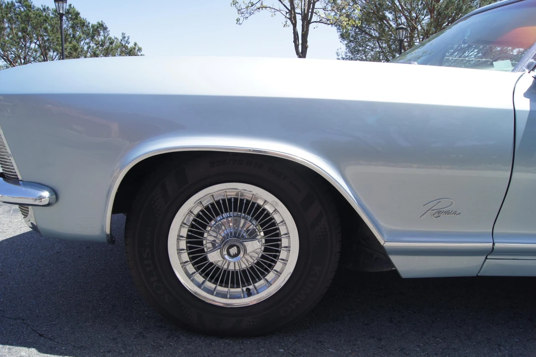 1963 Buick Riviera 1st Gen - Image 13 of 31