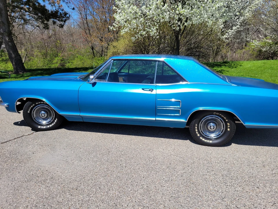 1963 Buick Riviera 1st Gen - Image 23 of 31