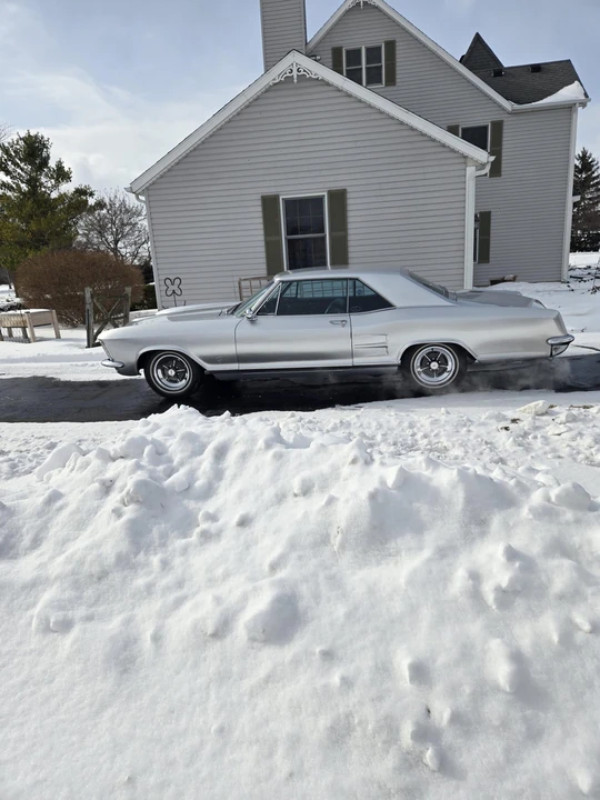 1963 Buick Riviera 1st Gen - Image 26 of 31