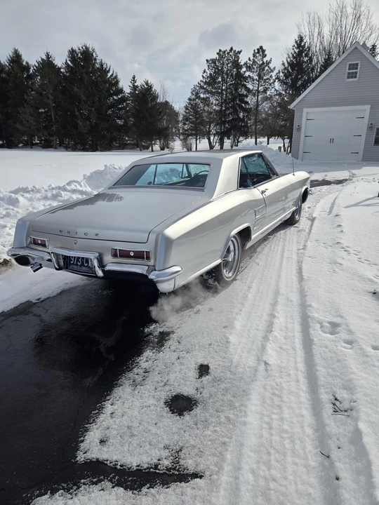 1963 Buick Riviera 1st Gen - Image 22 of 31