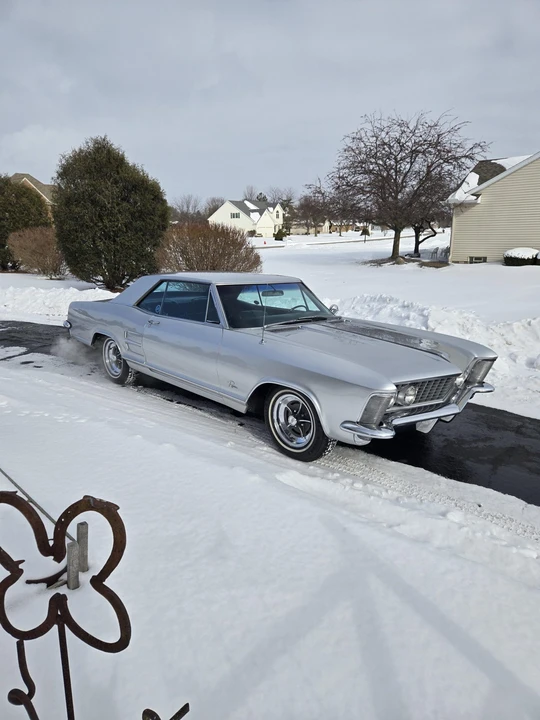 1963 Buick Riviera 1st Gen - Image 15 of 31