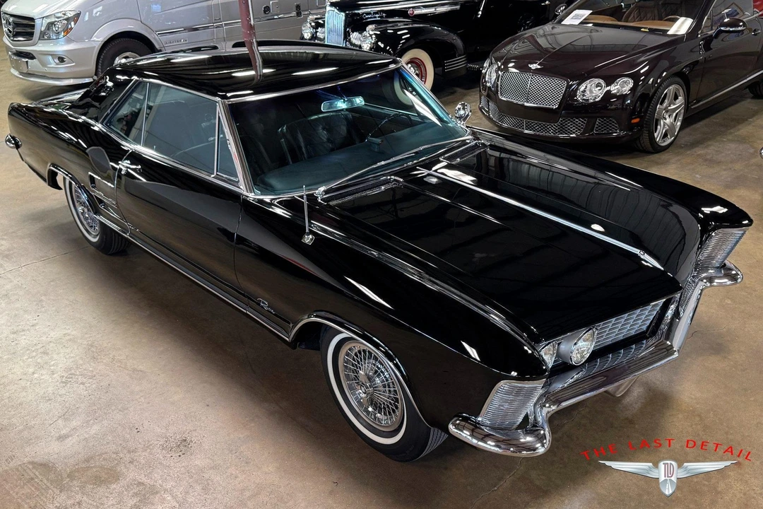 1963 Buick Riviera 1st Gen - Image 11 of 12
