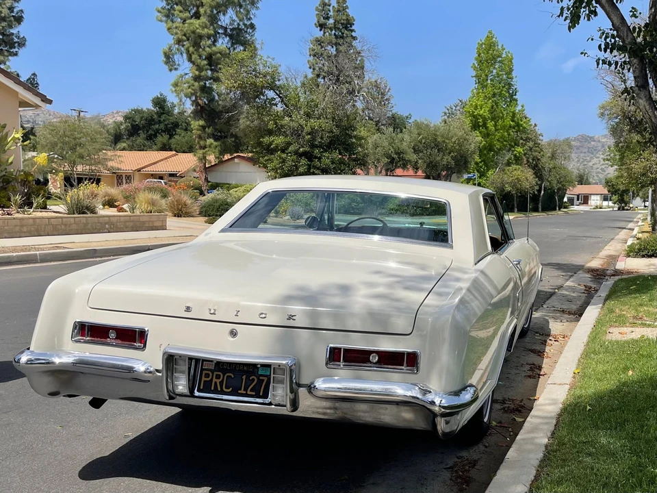 1963 Buick Riviera 1st Gen - Image 8 of 31
