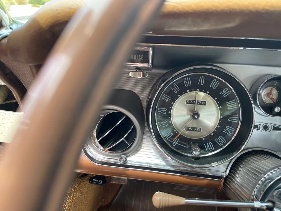 1963 Buick Riviera 1st Gen - Image 24 of 31