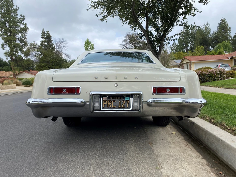 1963 Buick Riviera 1st Gen - Image 7 of 31