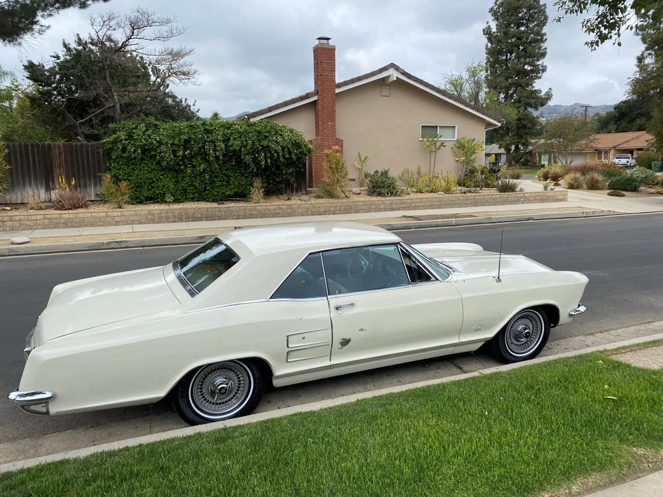 1963 Buick Riviera 1st Gen - Image 10 of 31