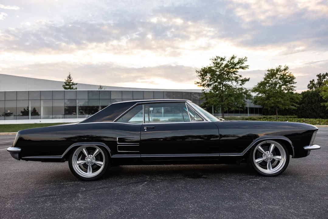 1963 Buick Riviera 1st Gen - Image 14 of 31