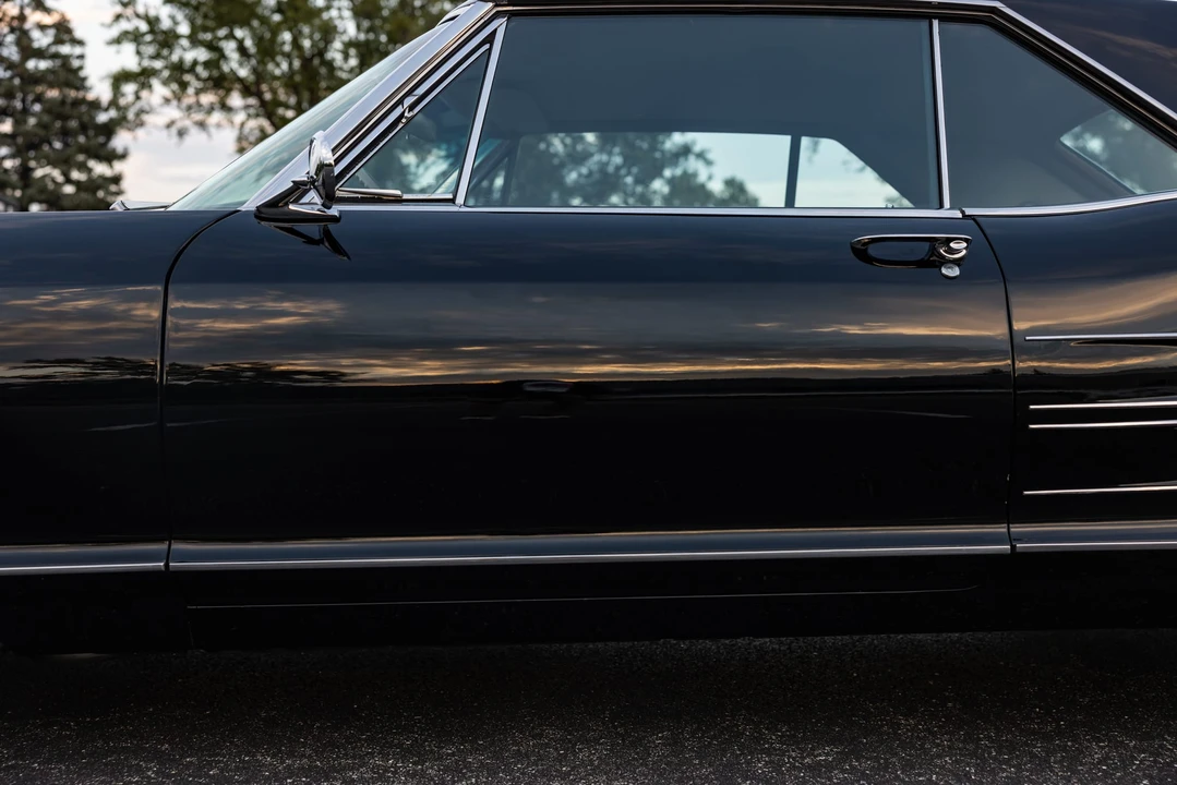 1963 Buick Riviera 1st Gen - Image 31 of 31