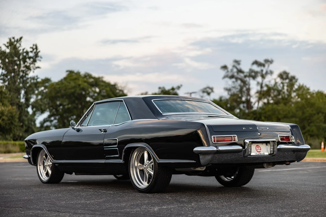 1963 Buick Riviera 1st Gen - Image 28 of 31