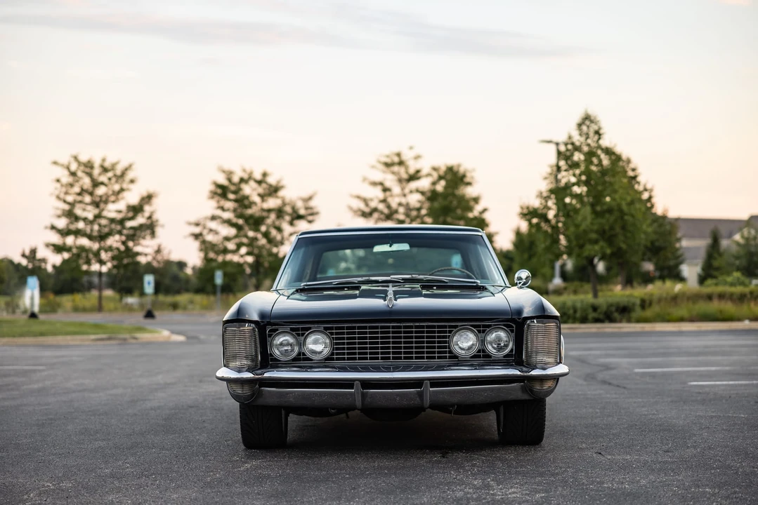 1963 Buick Riviera 1st Gen - Image 9 of 31
