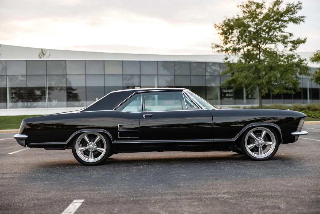 1963 Buick Riviera 1st Gen - Image 15 of 31