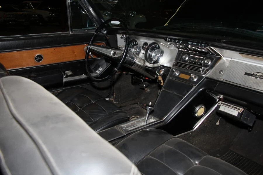 1963 Buick Riviera 1st Gen - Image 4 of 5