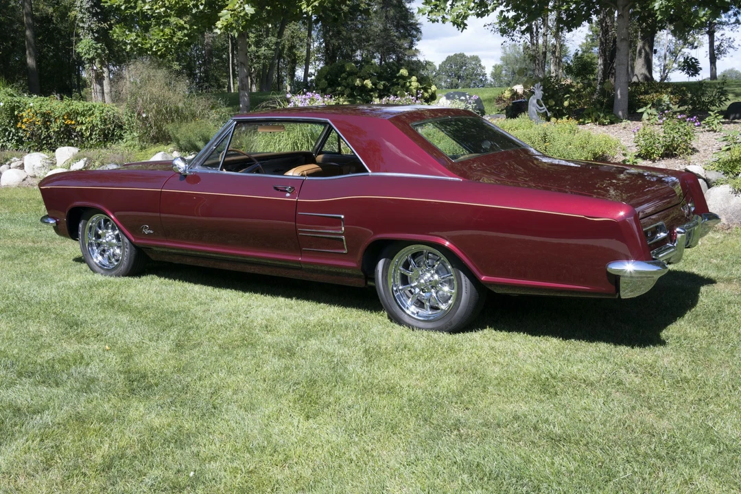 1963 Buick Riviera 1st Gen - Image 5 of 31