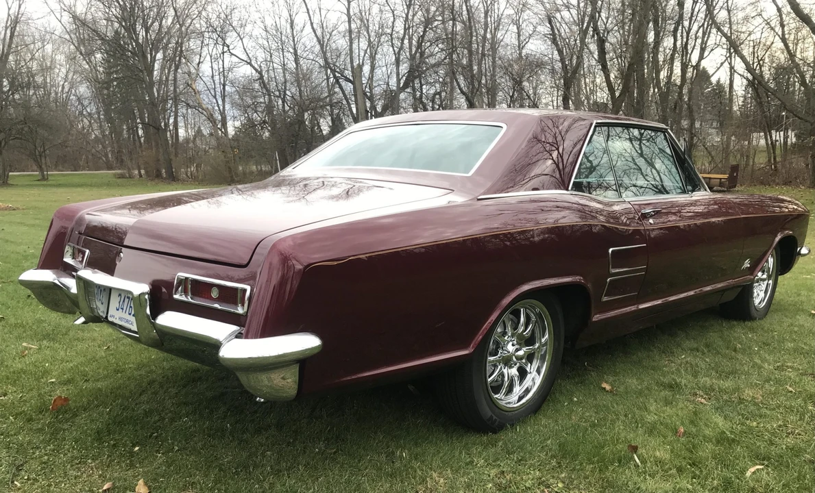 1963 Buick Riviera 1st Gen - Image 17 of 31