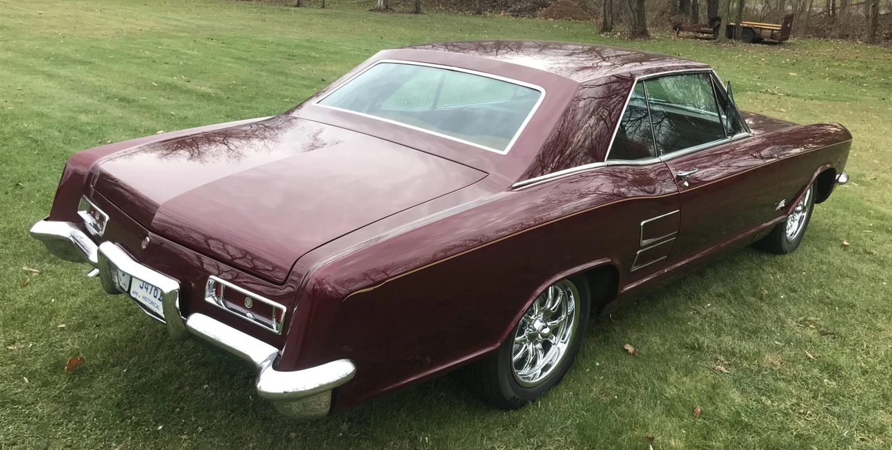 1963 Buick Riviera 1st Gen - Image 15 of 31