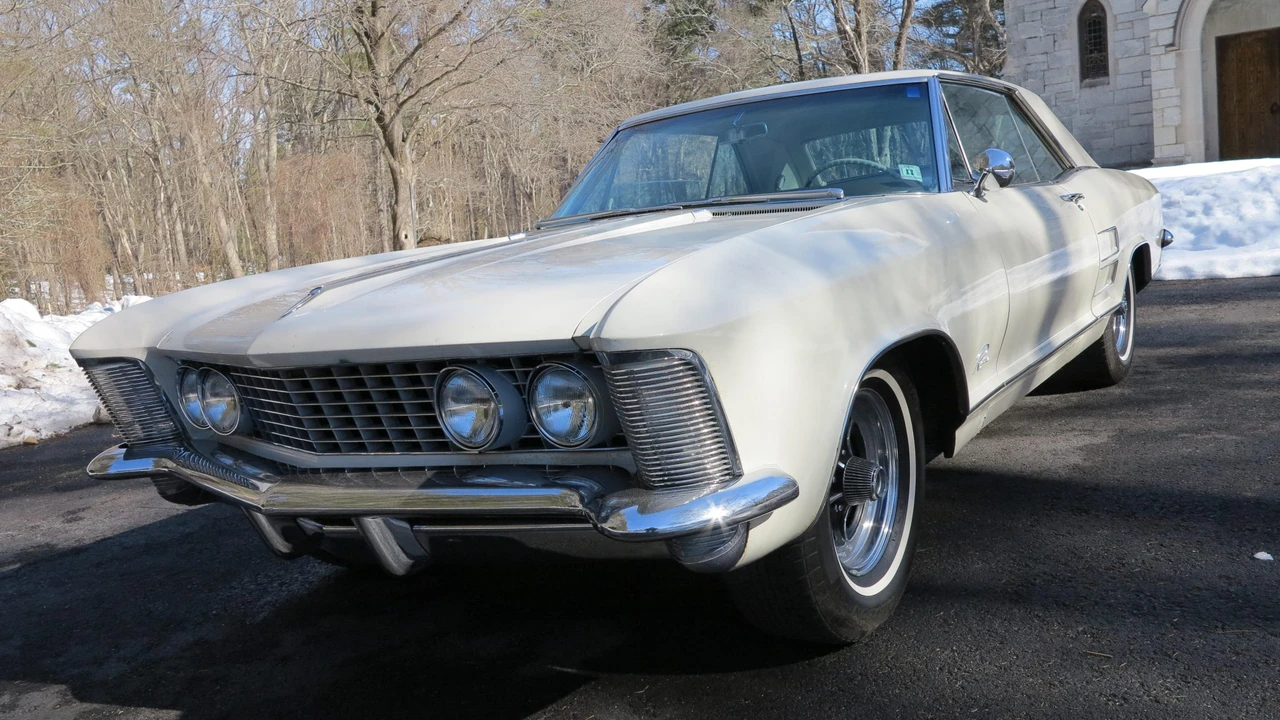 1963 Buick Riviera 1st Gen - Image 5 of 31