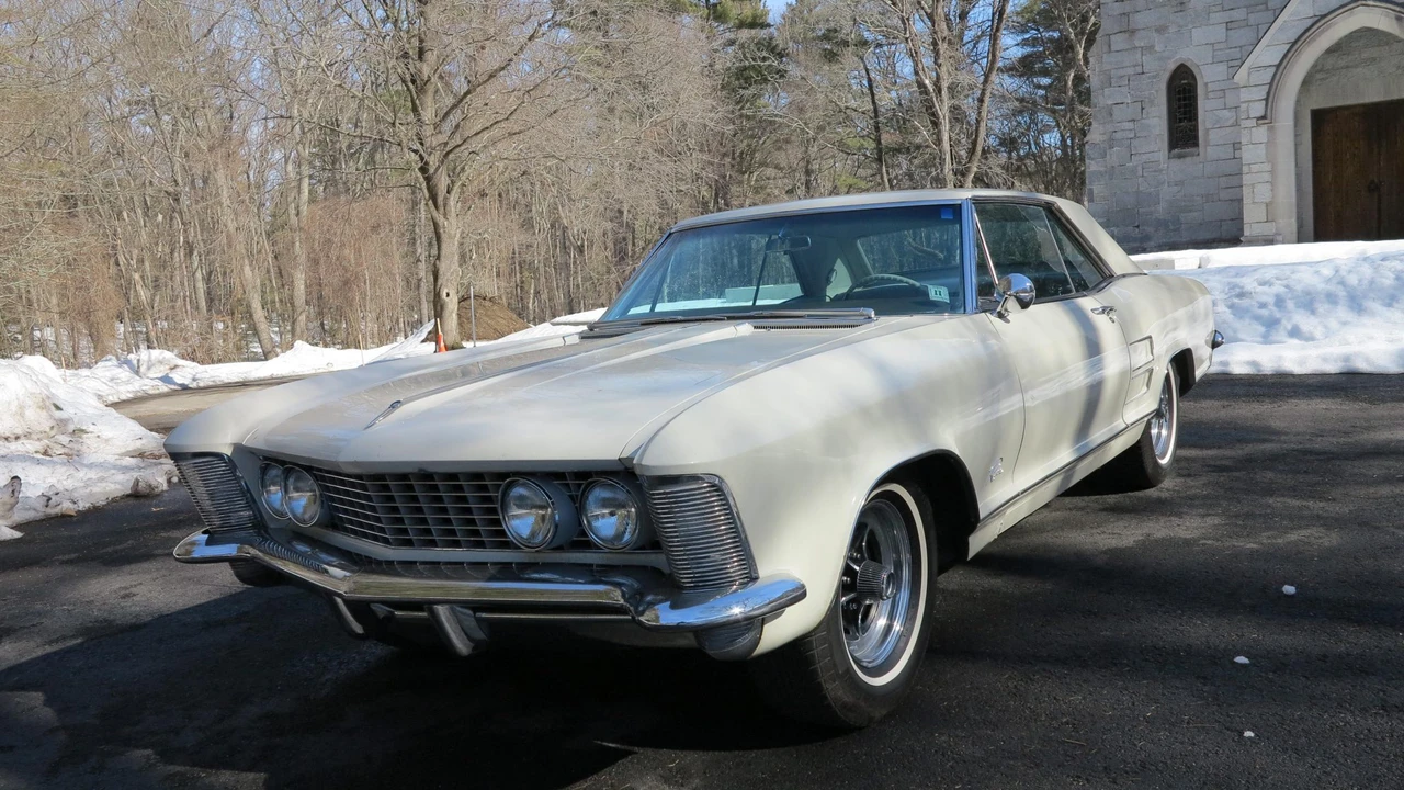 1963 Buick Riviera 1st Gen - Image 4 of 31
