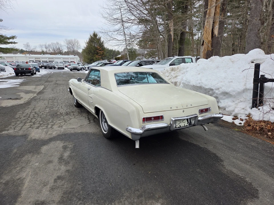 1963 Buick Riviera 1st Gen - Image 20 of 31