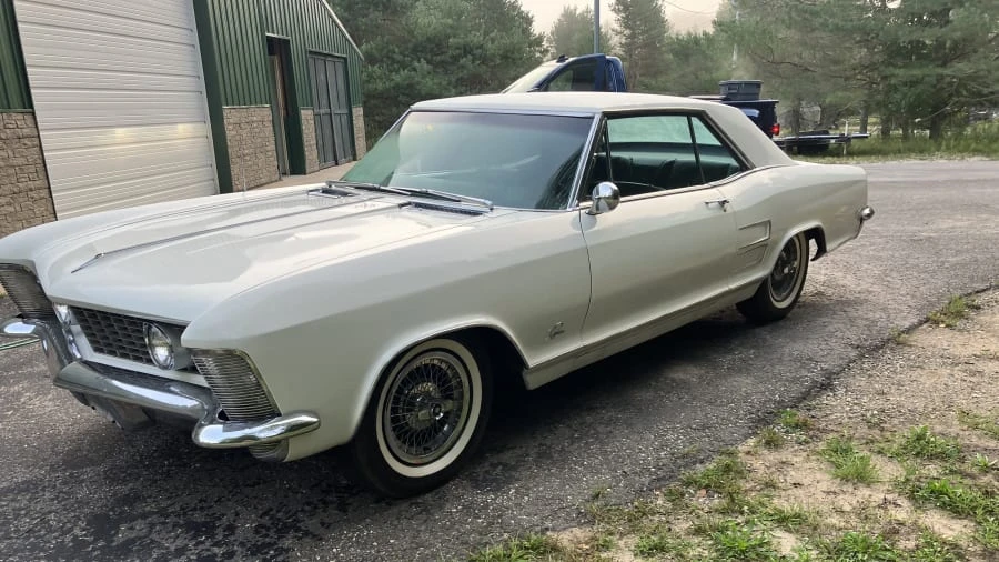 1963 Buick Riviera 1st Gen - Image 2 of 5