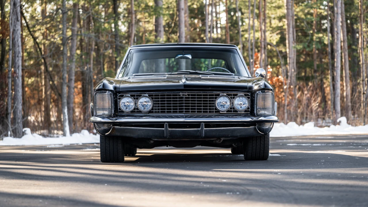 1963 Buick Riviera 1st Gen - Image 14 of 31