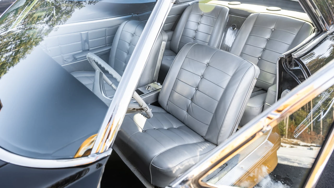 1963 Buick Riviera 1st Gen - Image 21 of 31