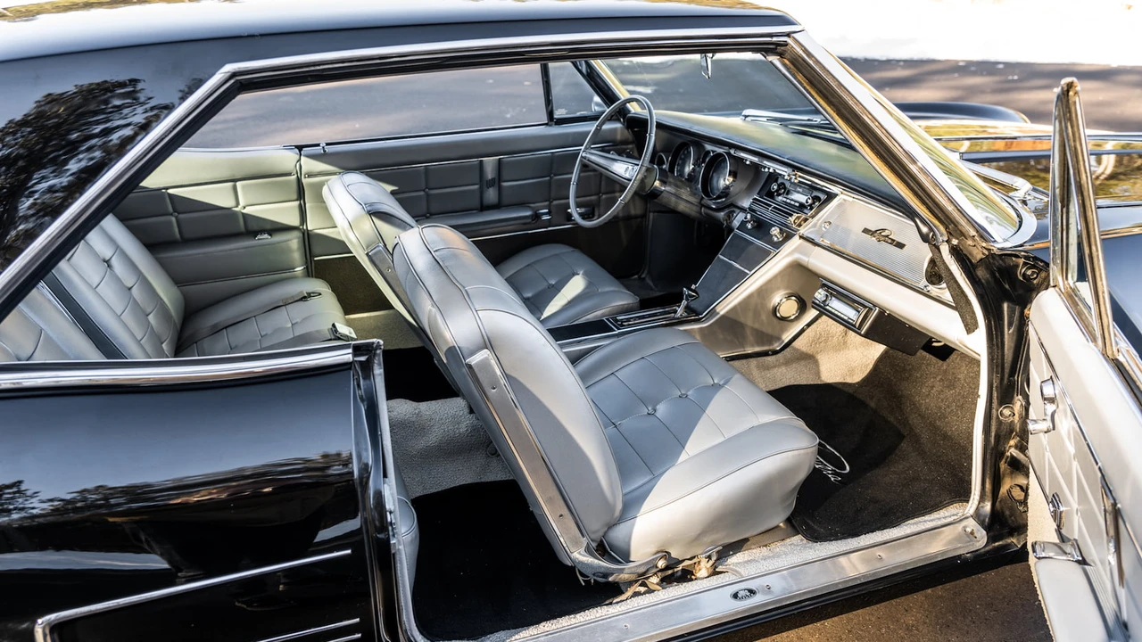 1963 Buick Riviera 1st Gen - Image 5 of 31