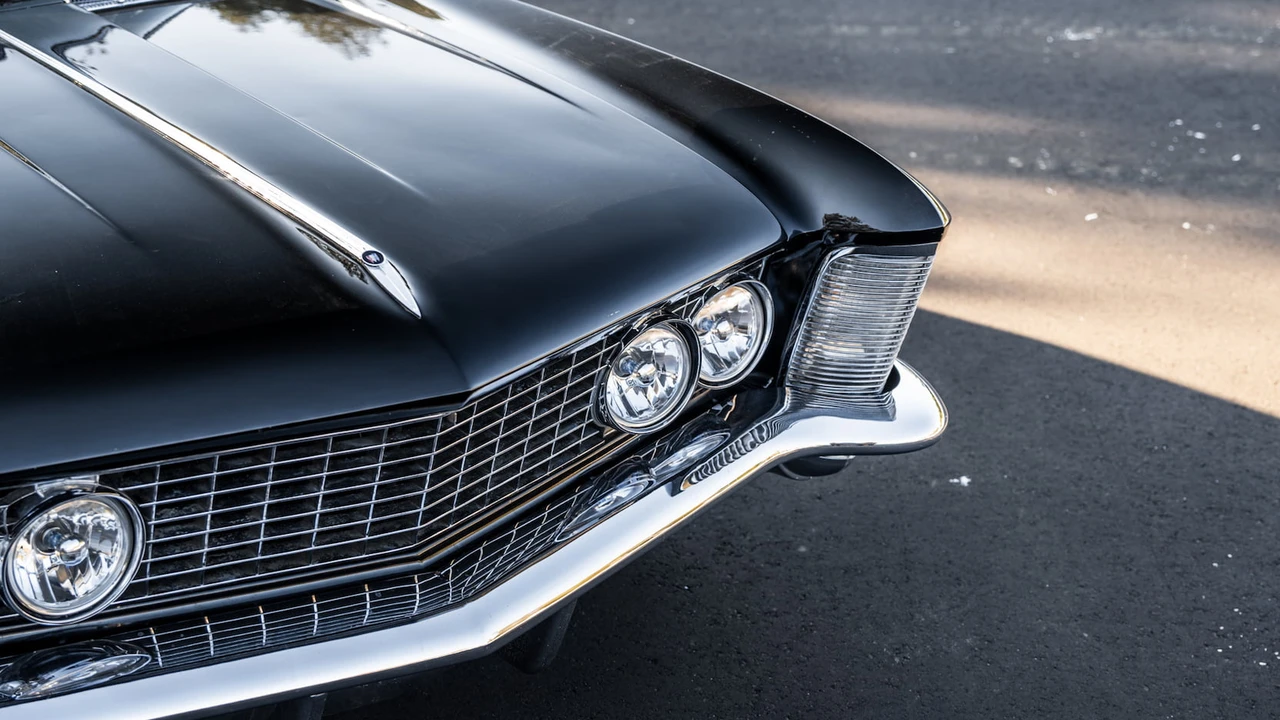1963 Buick Riviera 1st Gen - Image 9 of 31
