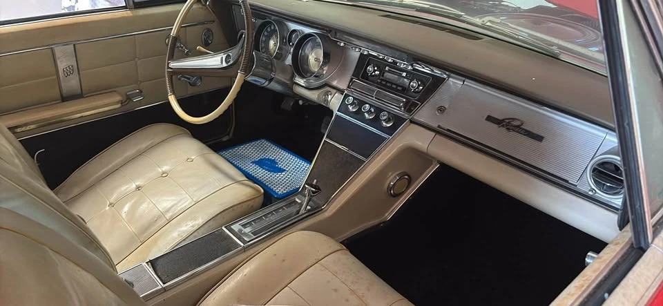 1963 Buick Riviera 1st Gen - Image 12 of 13