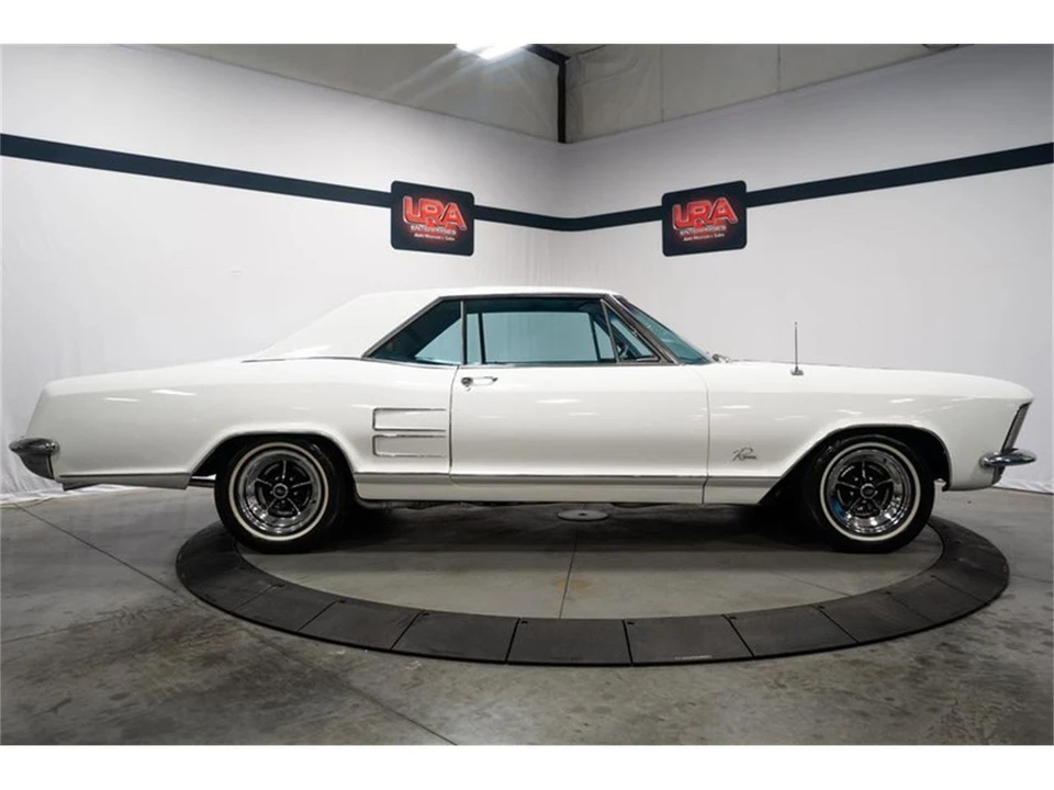 1963 Buick Riviera 1st Gen - Image 5 of 31