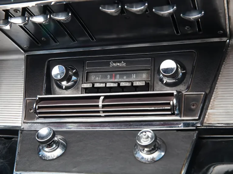1963 Buick Riviera 1st Gen - Image 18 of 25