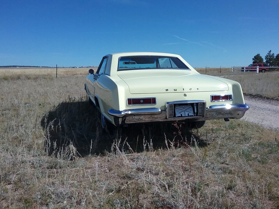 1963 Buick Riviera 1st Gen - Image 29 of 31