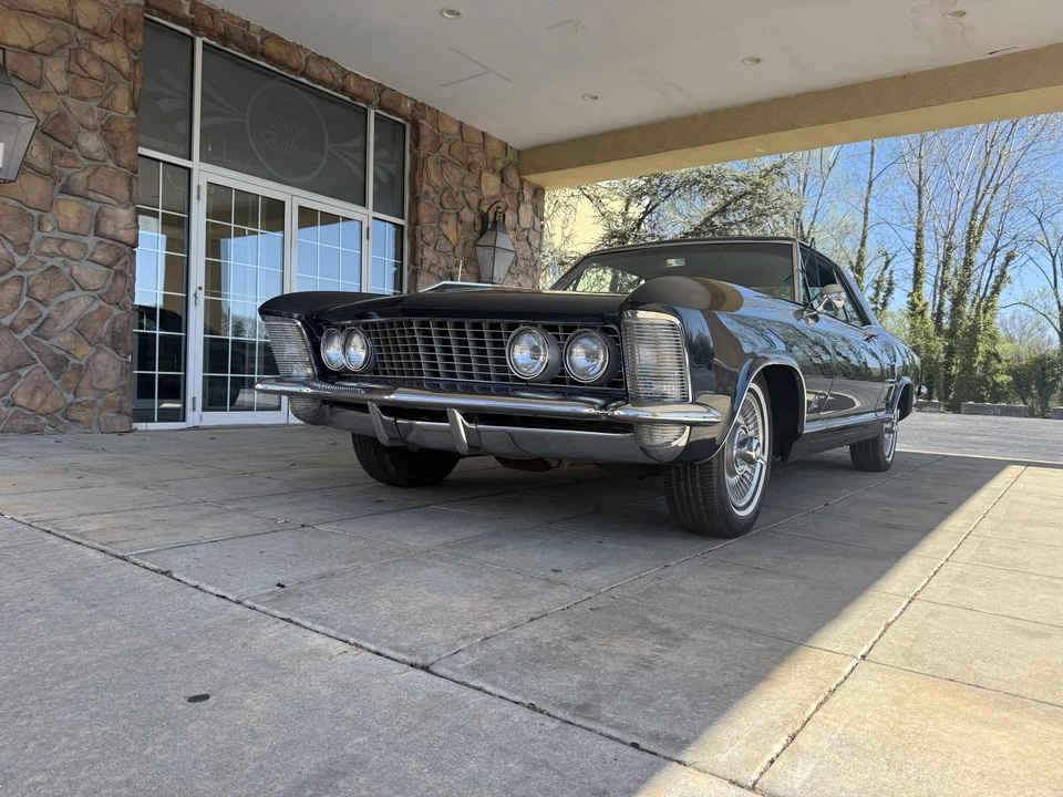 1963 Buick Riviera 1st Gen - Image 10 of 31